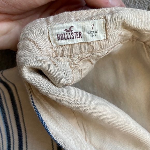 HOLLISTER Striped Cream/Blue/Navy Mini Skirt (7) - Picture 2 of 7